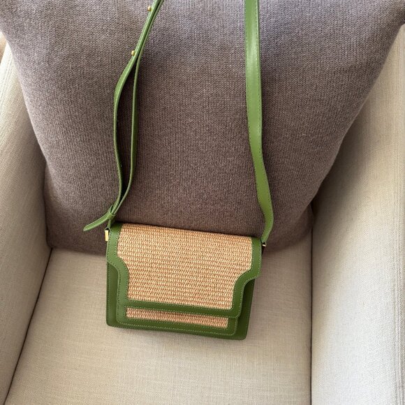 Beautiful Marni Green Woven Raffia Trunk Bag - Picture 8 of 8